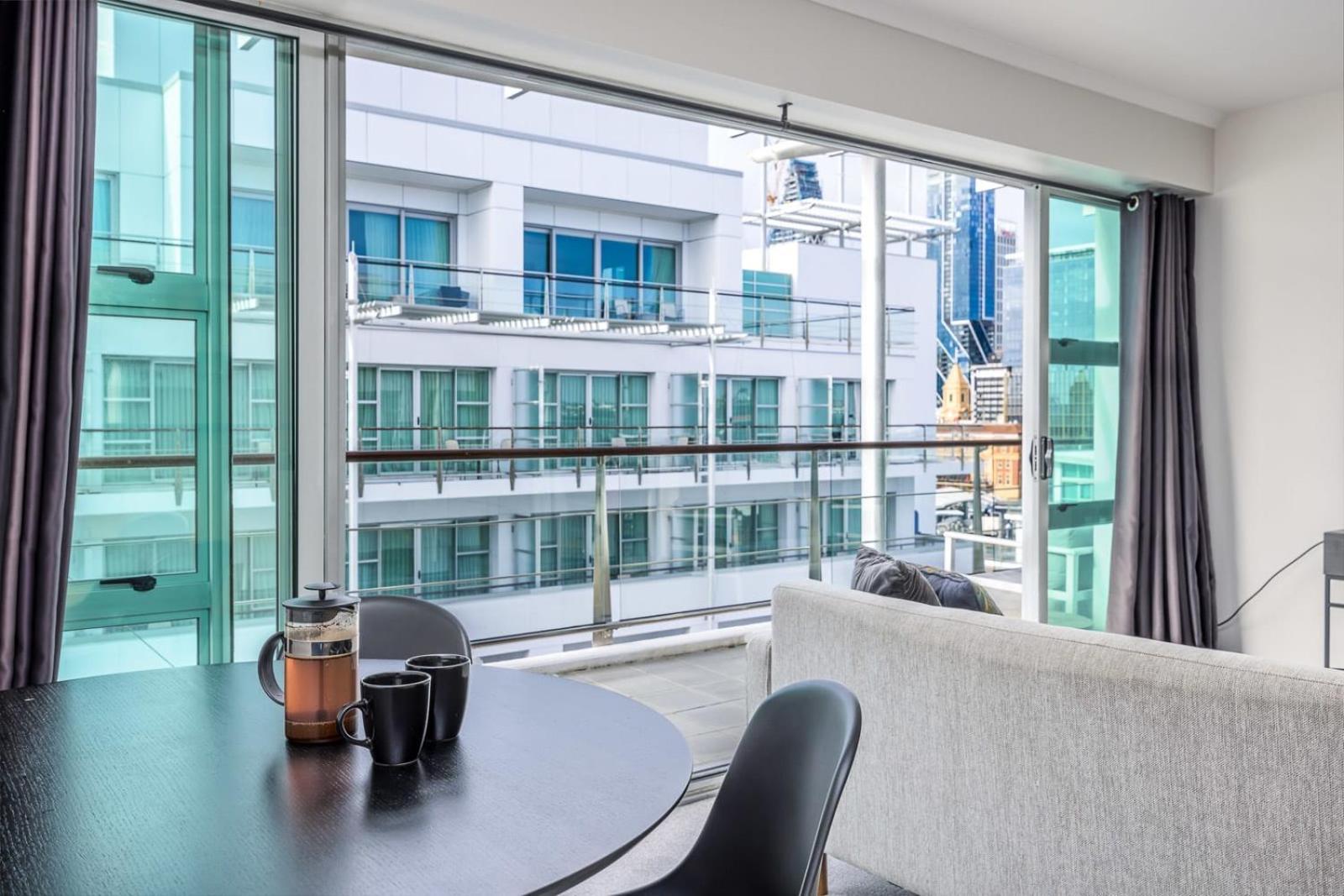 Апартаменты Beautiful Renovated 2 X Bdrm,Perfect Location Окленд Экстерьер фото